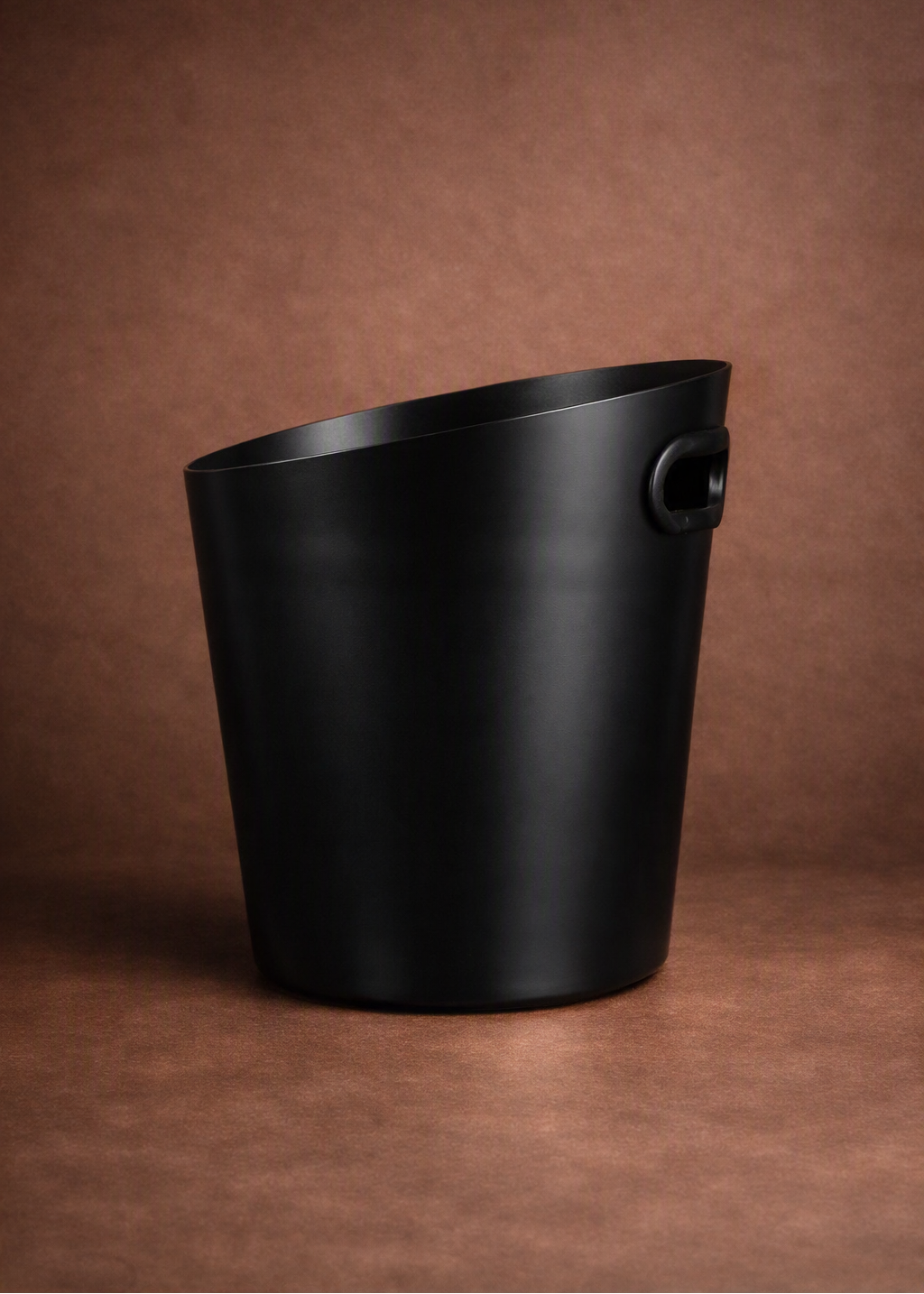 Inclined Stainless Steel Ice Bucket — Luxe Edition